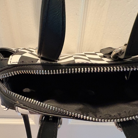Wild Fable Black and White Checkered Crossbody Bag. - Picture 5 of 6